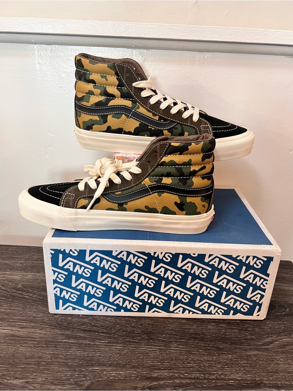 NWOT Vans OH Sk8-Hi LX High Top Sneakers - Green/Black/Tan Camo M8/W9.5
